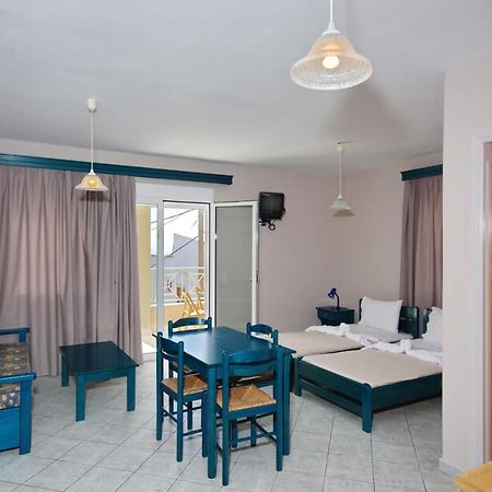 Athanasia Studios Patitiri  Luaran gambar